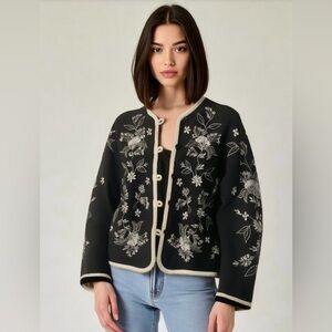 Vintage Floral Embroidered Black White Cottagecore Button Down Jacket Coat sz M